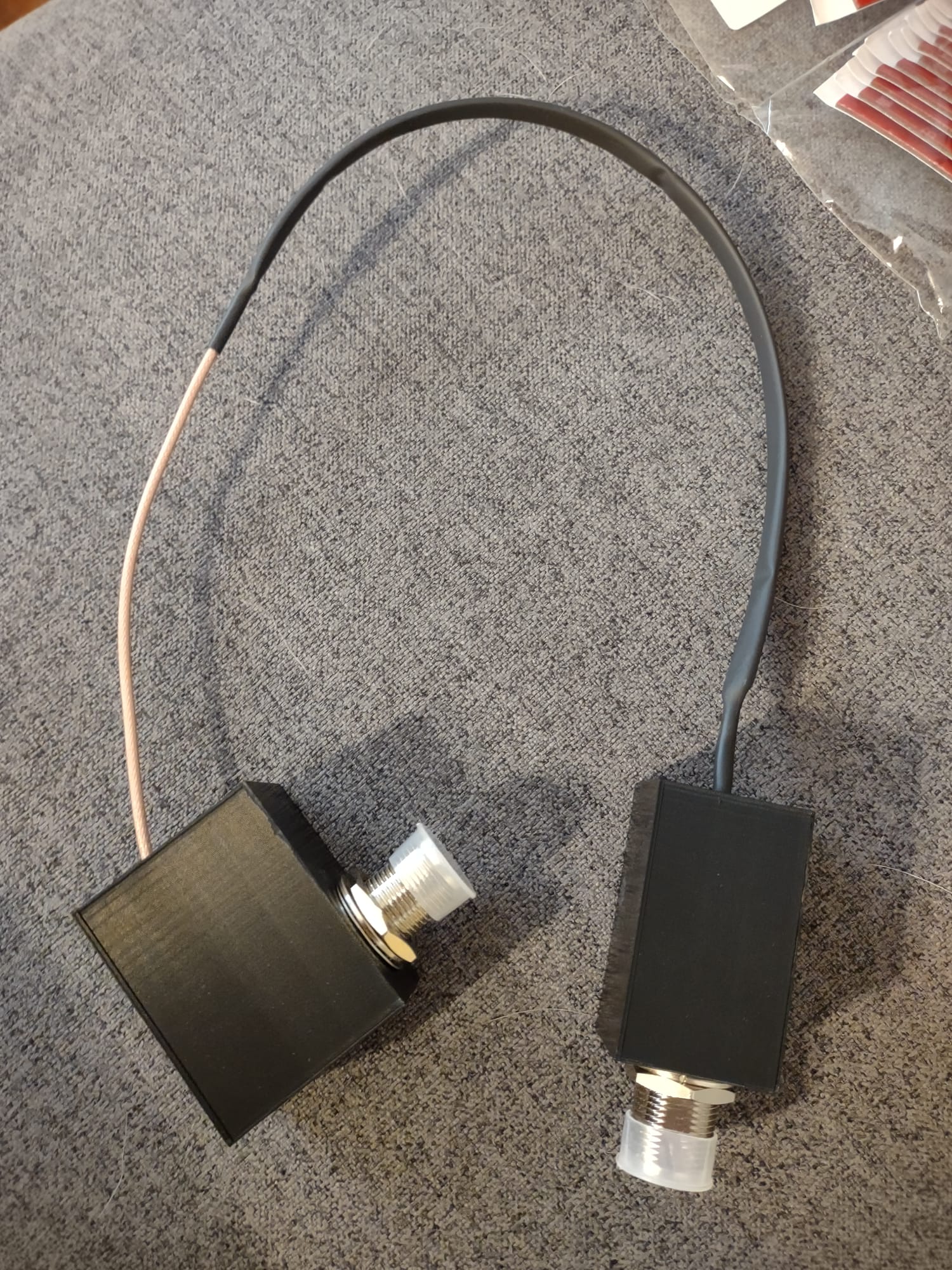 Fertige Fensterdurchführung